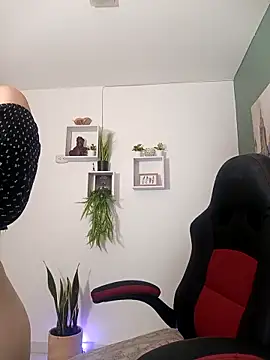 bella 99  online show from 02/19/25, 02:55