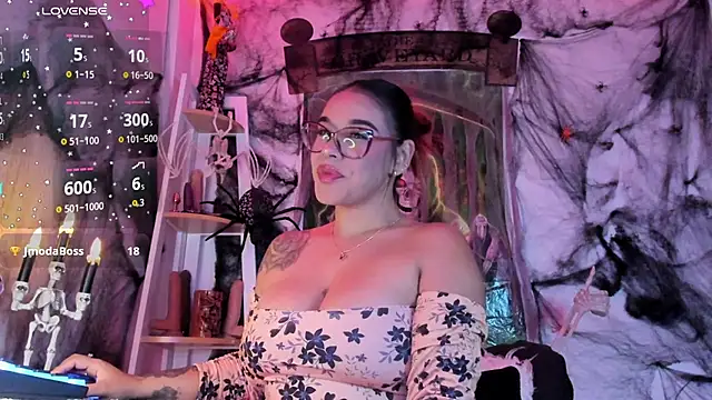 andrea lopezz  online show from 10/16/25, 12:55