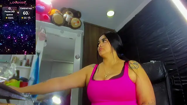 Snapshot of Pocahontas_d chatting on 12/14/25, 10:58 Pocahontas d online show from 12/14/25, 10:58