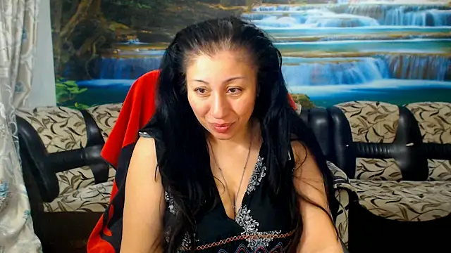MoistMady online show from 04/05/26, 01:47