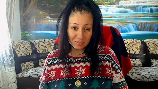 MoistMady online show from 04/06/26, 07:42