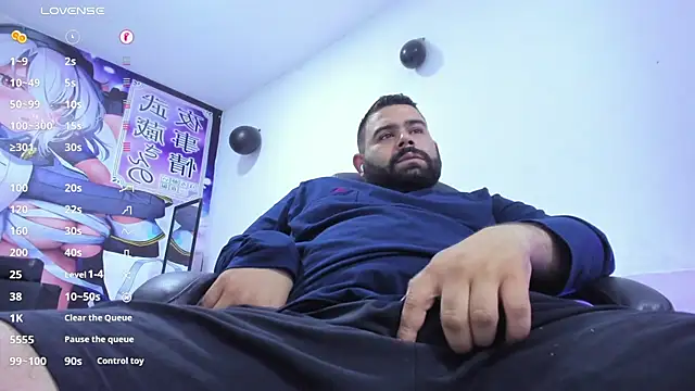 Snapshot of Beerbear_boy chatting on 02/11/25, 07:38 Beerbear boy online show from 02/11/25, 07:38