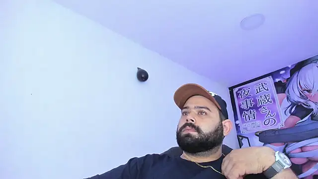 Snapshot of Beerbear_boy chatting on 02/24/25, 07:19 Beerbear boy online show from 02/24/25, 07:19