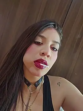 Snapshot of Rebeca_xs chatting on 06/21/26, 06:49 Rebeca xs online show from 06/21/26, 06:49