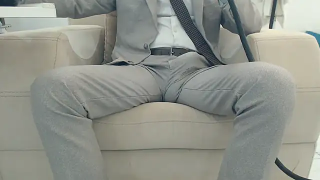 Snapshot of masterxmonster chatting on 10/26/25, 08:15 masterxmonster online show from 10/26/25, 08:15