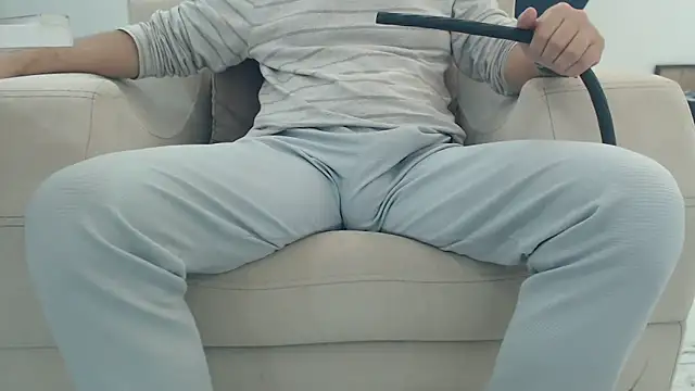 Snapshot of masterxmonster chatting on 12/05/25, 12:47 masterxmonster online show from 12/05/25, 12:47