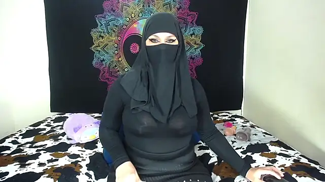 evelyn  salah online show from 11/02/25, 10:12