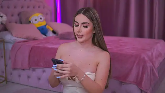 Snapshot of AshleySinn chatting on 02/11/25, 06:11 AshleySinn online show from 02/11/25, 06:11