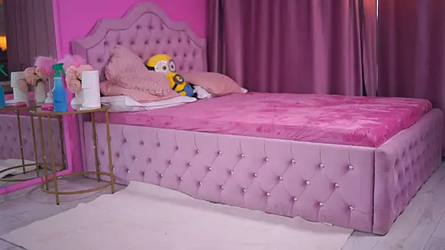 Snapshot of AshleySinn chatting on 10/30/25, 03:24 AshleySinn online show from 10/30/25, 03:24