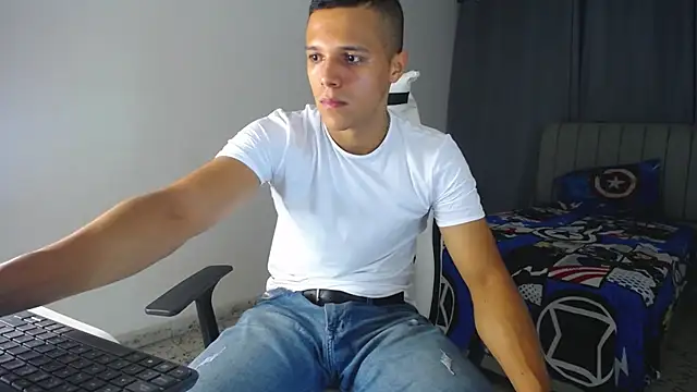 DavidAngell7 online show from 02/03/25, 03:53