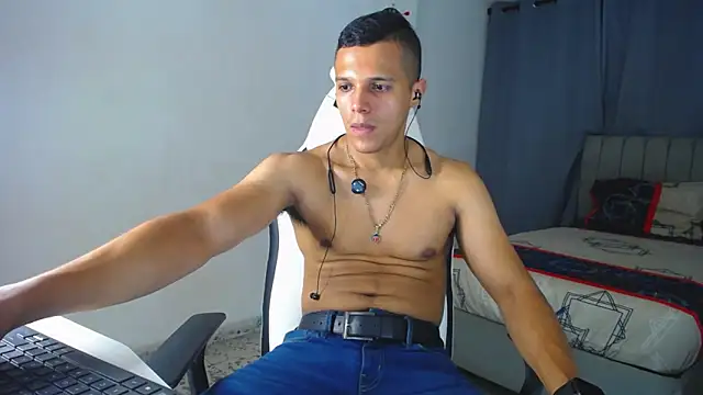 DavidAngell7 online show from 10/01/25, 04:18