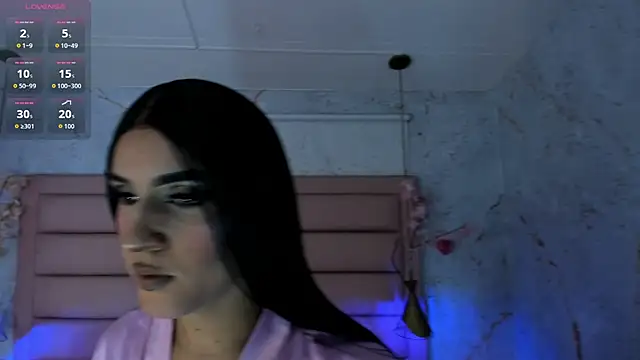Snapshot of Scarleett_22 chatting on 07/17/26, 08:03 Scarleett 22 online show from 07/17/26, 08:03