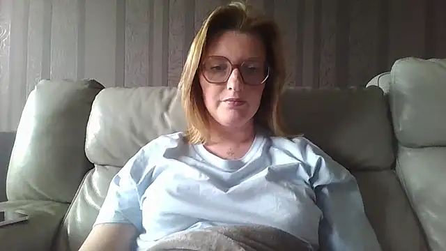 LiquidLeonie online show from 06/03/26, 01:14