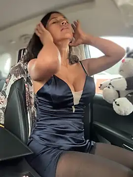 sexi noemi online show from 10/27/25, 02:10