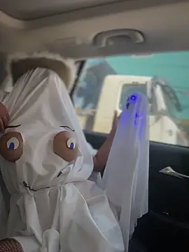 sexi noemi online show from 10/31/25, 02:07