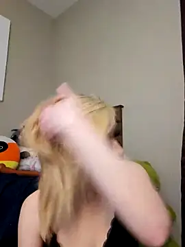 AmethystFoxx online show from 02/14/25, 06:08