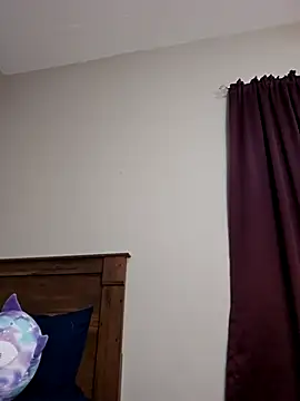 AmethystFoxx online show from 02/26/25, 11:15