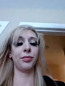 AmethystFoxx online show from 02/04/26, 09:42