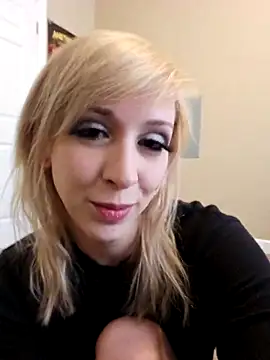 AmethystFoxx online show from 04/04/26, 05:21