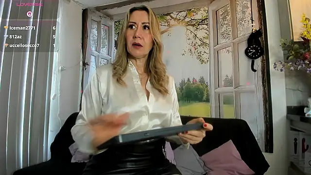 ashleymilf 1 online show from 03/18/26, 02:42