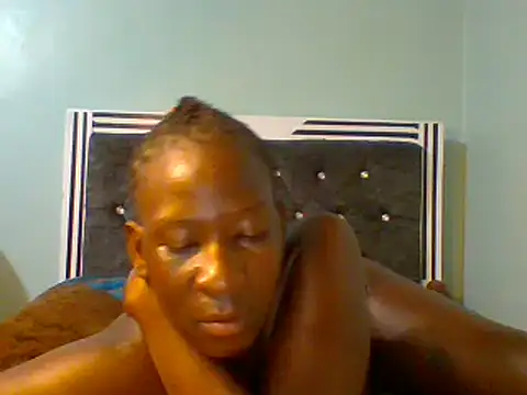 Snapshot of blackcuteebony chatting on 02/15/25, 10:00 blackcuteebony online show from 02/15/25, 10:00
