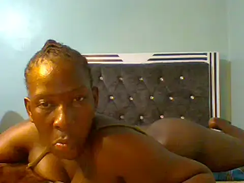Snapshot of blackcuteebony chatting on 02/16/25, 11:26 blackcuteebony online show from 02/16/25, 11:26