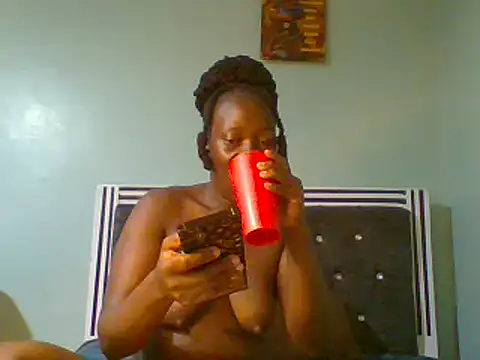 Snapshot of blackcuteebony chatting on 03/06/25, 06:52 blackcuteebony online show from 03/06/25, 06:52
