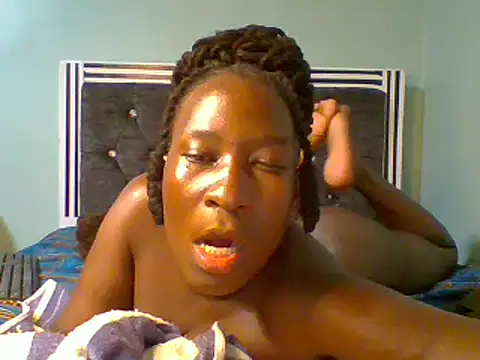 Snapshot of blackcuteebony chatting on 03/16/25, 04:12 blackcuteebony online show from 03/16/25, 04:12