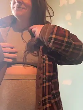 Mini And The Bear online show from 04/12/26, 03:28