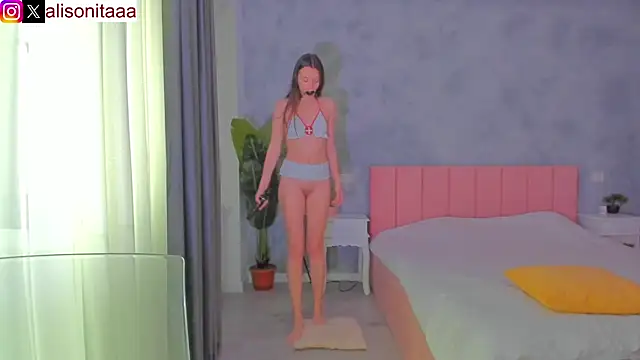 daddysgirl2222 online show from 02/09/25, 08:22