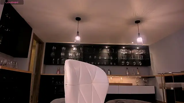 NaomiSainz online show from 04/20/26, 01:36