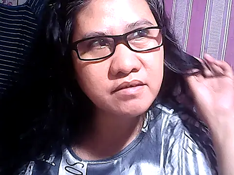 sweetsosie18 online show from 10/09/25, 12:41