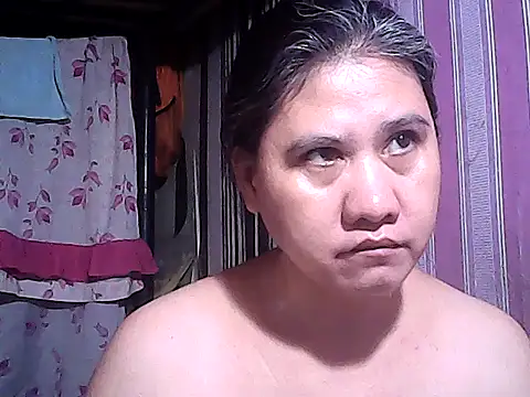 sweetsosie18 online show from 10/22/25, 08:19