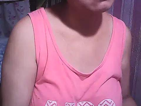 sweetsosie18 online show from 11/17/25, 03:01