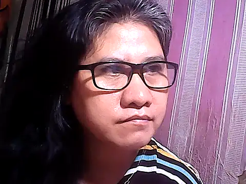 sweetsosie18 online show from 11/19/25, 04:12