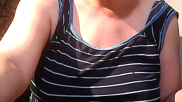 sweetsosie18 online show from 12/03/25, 03:54