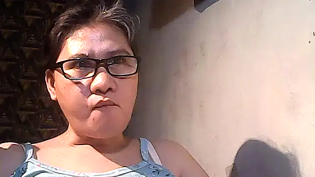 sweetsosie18 online show from 12/05/25, 10:13