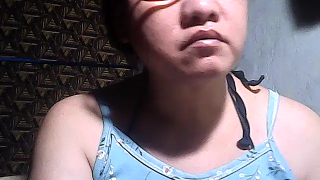 sweetsosie18 online show from 04/19/26, 08:35