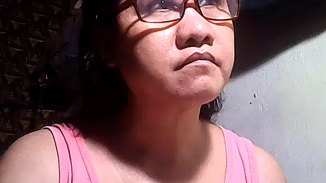 sweetsosie18 online show from 04/23/26, 12:29