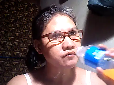 sweetsosie18 online show from 05/26/26, 02:51