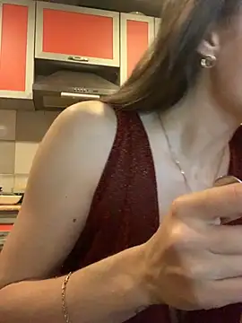 SeducingYoghourt online show from 12/24/24, 03:05