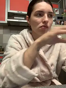 SeducingYoghourt online show from 02/24/25, 04:47