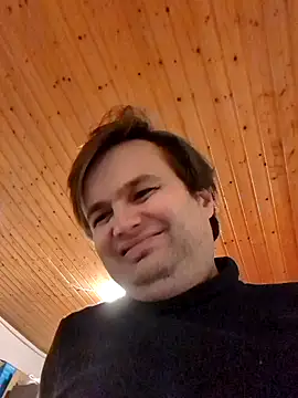 Snapshot of makau1 chatting on 01/20/25, 12:25 makau1 online show from 01/20/25, 12:25