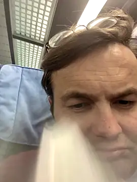 makau1 online show from 04/28/26, 08:36