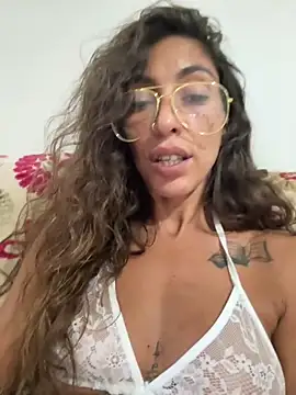 amanilouve online show from 09/18/25, 08:00