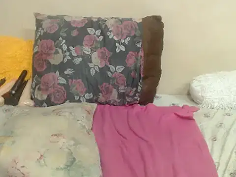 Snapshot of MatureBootyBabe4Uxx chatting on 02/27/25, 02:00 MatureBootyBabe4Uxx online show from 02/27/25, 02:00