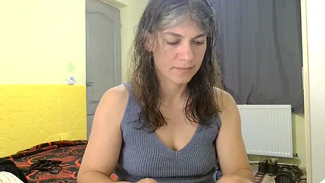 Snapshot of MercyLove chatting on 04/30/26, 01:06 MercyLove online show from 04/30/26, 01:06