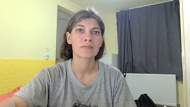 Snapshot of MercyLove chatting on 05/09/26, 02:00 MercyLove online show from 05/09/26, 02:00