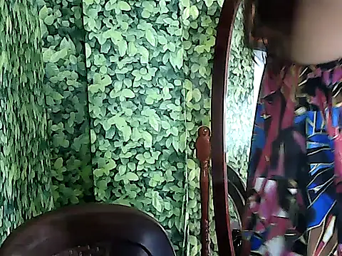 yummy 21xxx online show from 09/11/25, 09:31