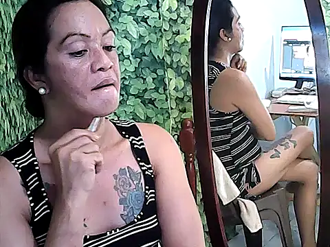 yummy 21xxx online show from 10/05/25, 04:22